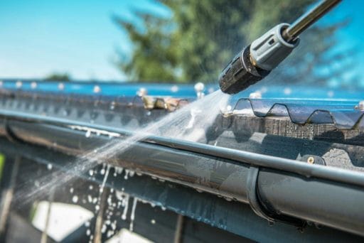 professional gutter cleaning Minneapolis, MN